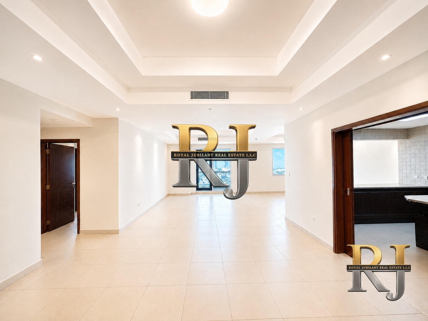 3 Bedroom Apartment for Rent in Al Mankhool, Dubai — image 1 of 18