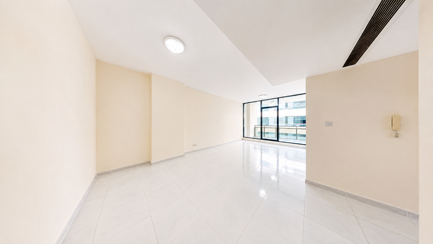 2 Bedroom Apartment for Rent in Al Mankhool, Dubai — image 1 of 14