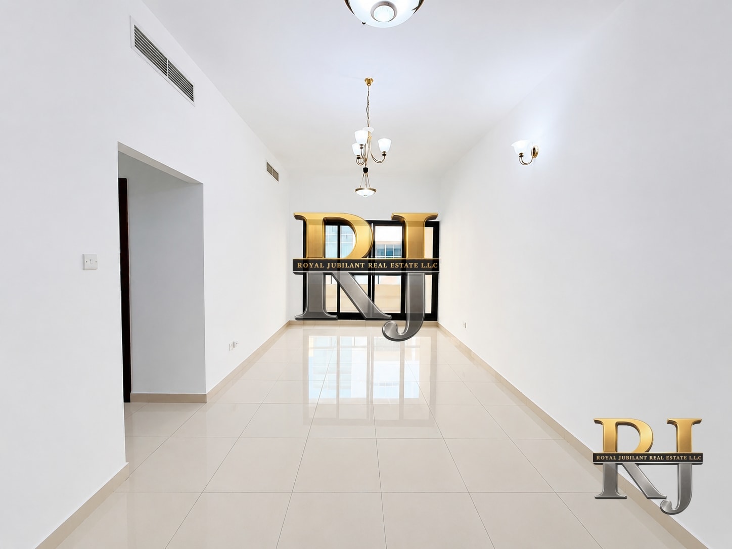 2 Bedroom Apartment for Rent in Al Mankhool, Dubai — image 1 of 9