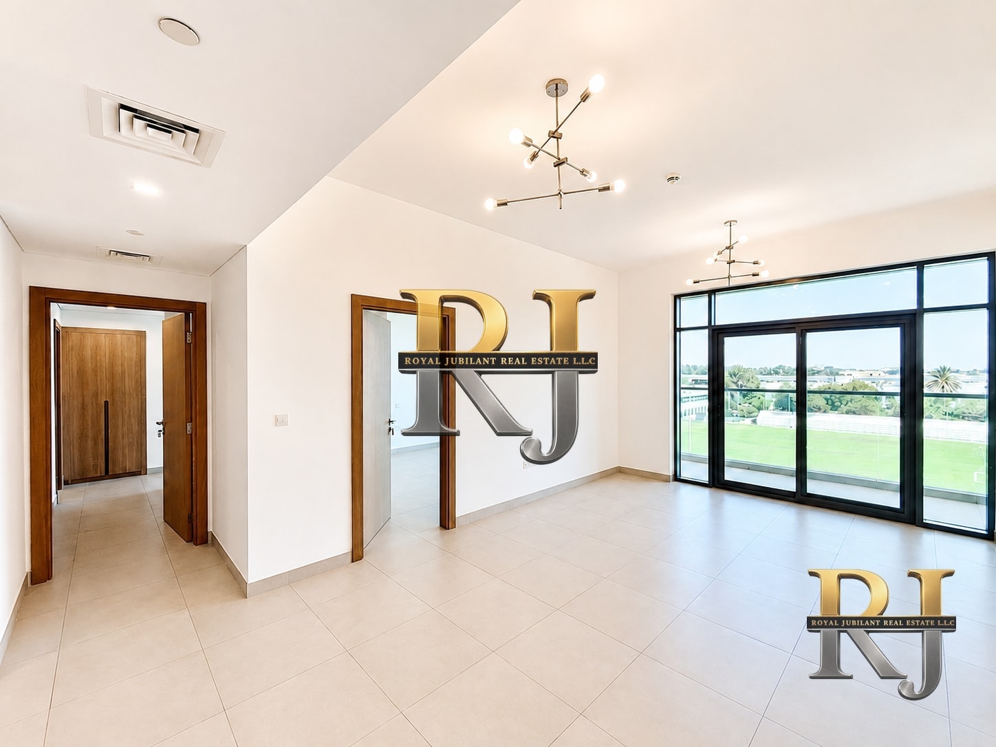 2 Bedroom Apartment for Rent in Al Mankhool, Dubai — image 1 of 11