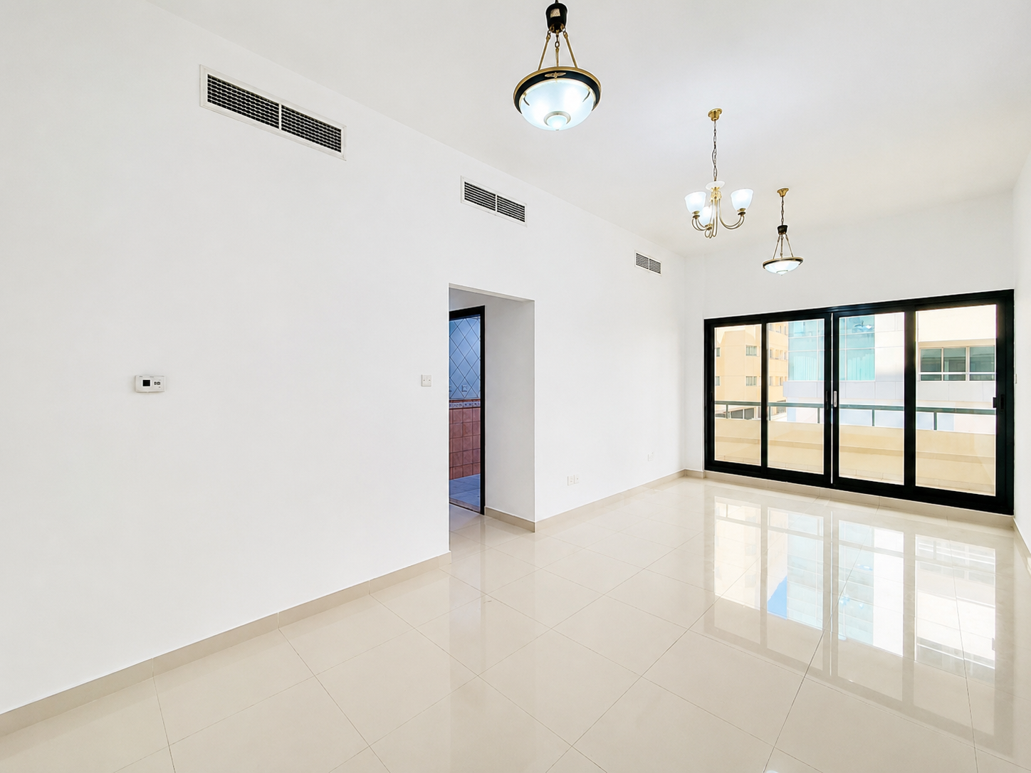 2 Bedroom Apartment for Rent in Al Mankhool, Dubai — image 1 of 9