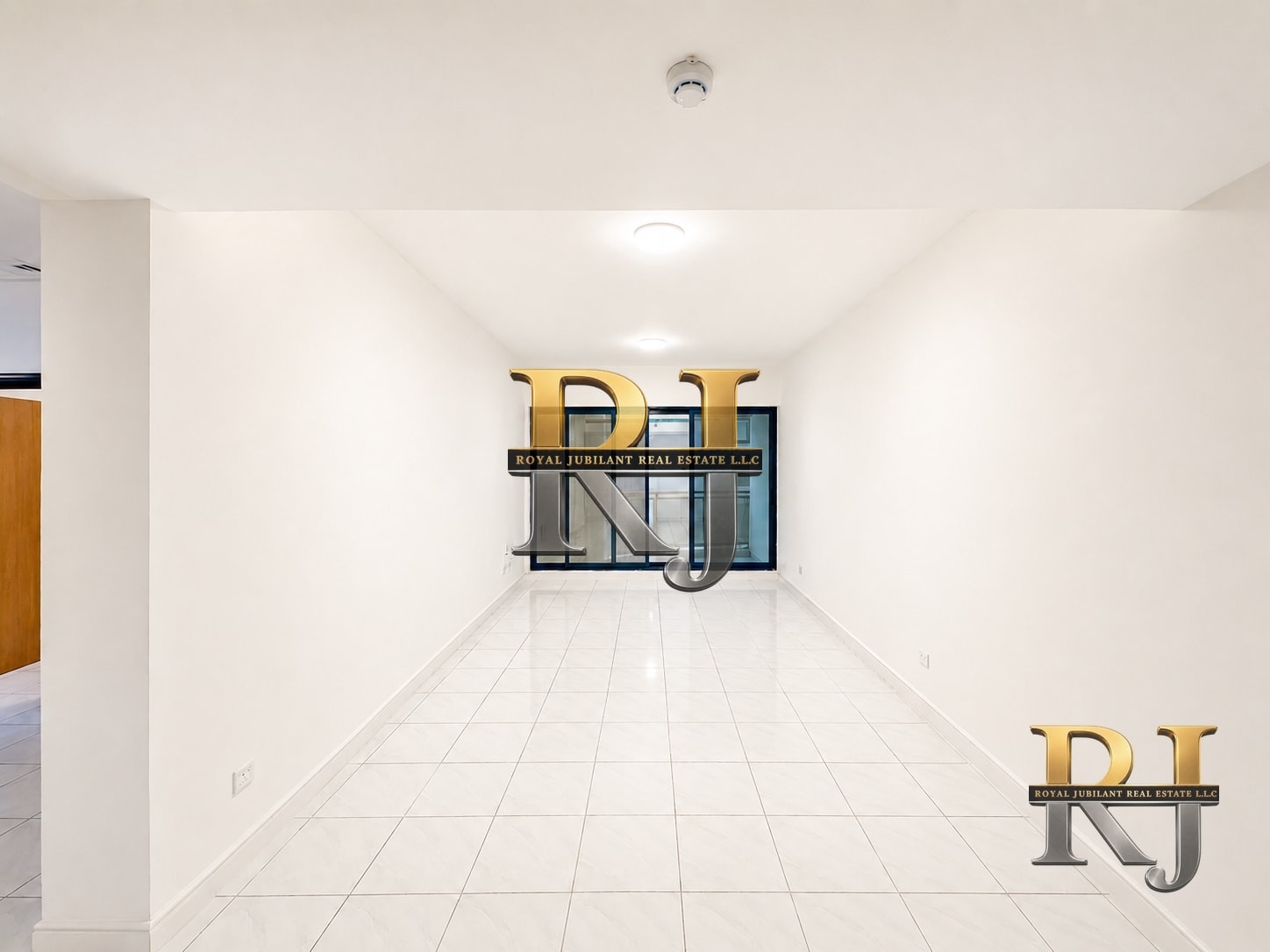 2 Bedroom Apartment for Rent in Al Mankhool, Dubai — image 1 of 11