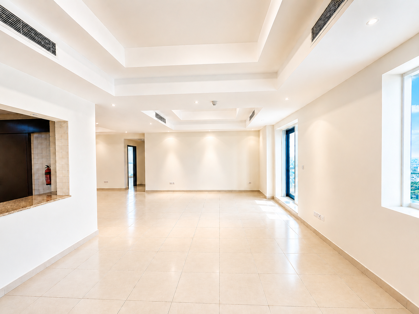 3 Bedroom Apartment for Rent in Al Mankhool, Dubai — image 1 of 19