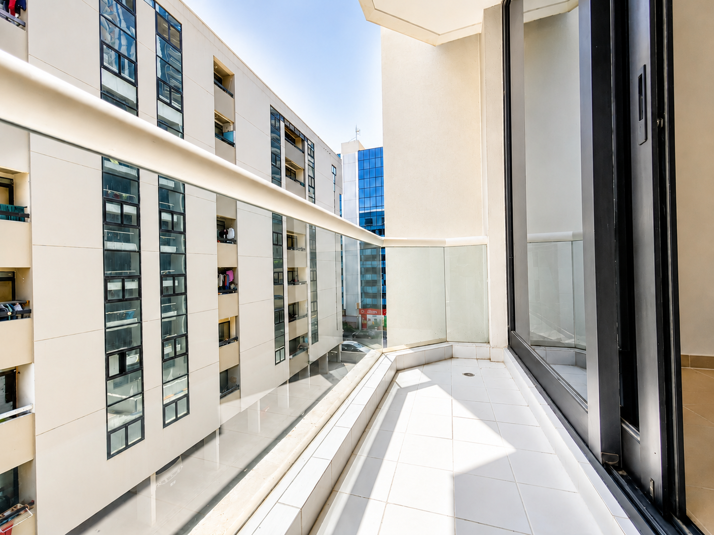 Studio Studio for Rent in Al Mankhool, Dubai — image 1 of 16