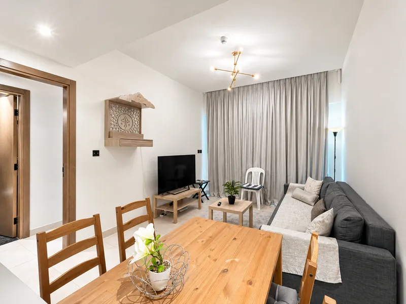Move-In Ready 1BHK with Stylish Furnishings & Modern Comfort